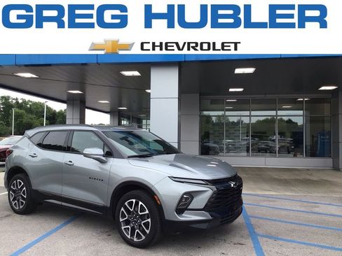 Used 2024 Chevrolet Blazer RS w/ LPO, Floor Liner Package FWD image 1
