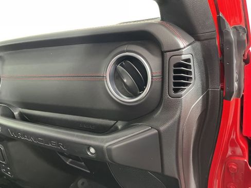 Used 2020 Jeep Wrangler Unlimited Rubicon w/ Quick Order Package 28Y Recon image 18