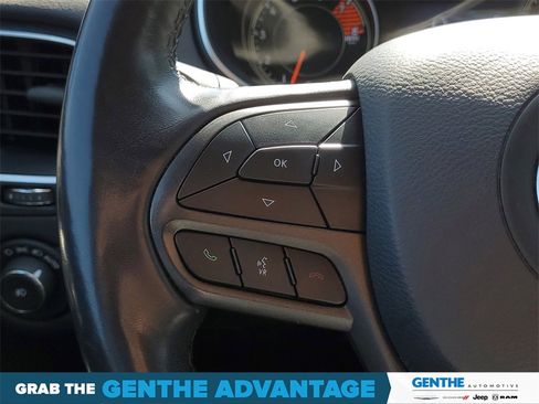 Used 2020 Jeep Cherokee Trailhawk w/ Cold Weather Group image 16