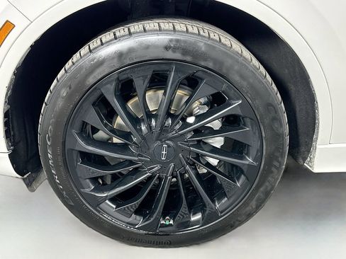 Used 2022 Lincoln Aviator Reserve w/ Equipment Group 201A image 34