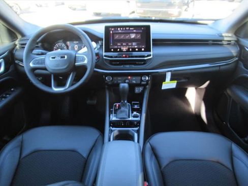 New 2026 Jeep Compass Latitude AWD/4WD image 11