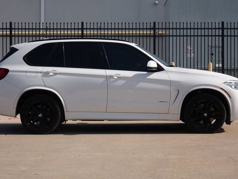 Used 2017 BMW X5 xDrive50i w/ Executive Package image 16