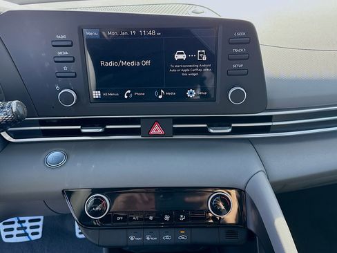 New 2026 Hyundai Elantra Sport FWD image 10