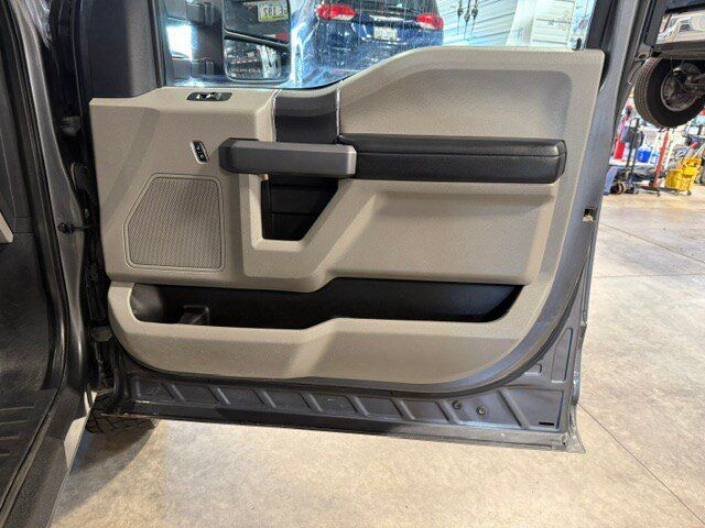 Used 2022 Ford F250 XLT AWD/4WD image 7