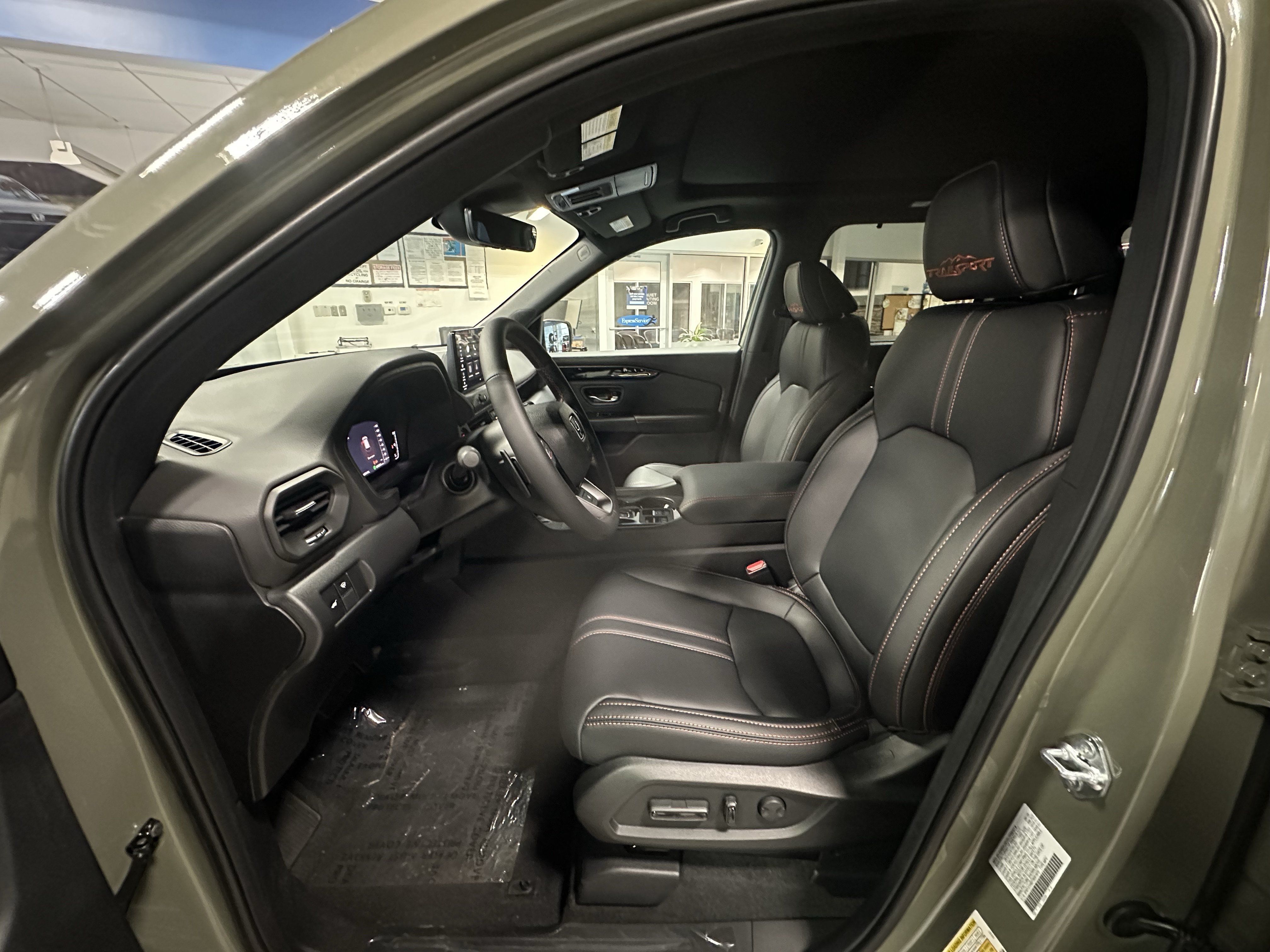 New 2026 Honda Pilot TrailSport image 10