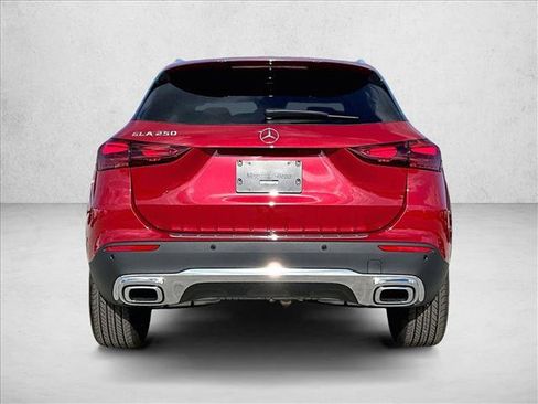 New 2026 Mercedes-Benz GLA 250 image 4