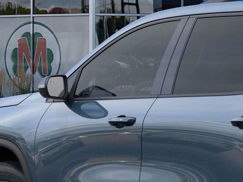 New 2026 Chevrolet Traverse LT w/ Midnight/Sport Edition image 12