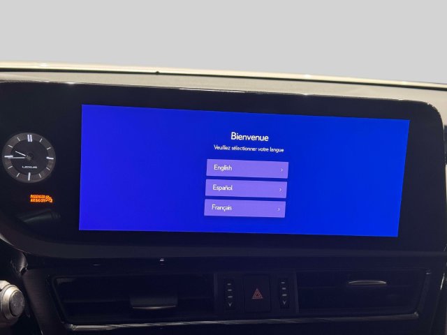 Used 2024 Lexus ES 300h w/ Premium Package FWD image 33
