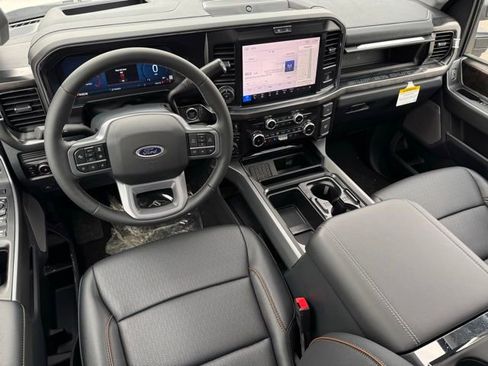 New 2026 Ford F250 Lariat w/ Black Appearance Package AWD/4WD image 6