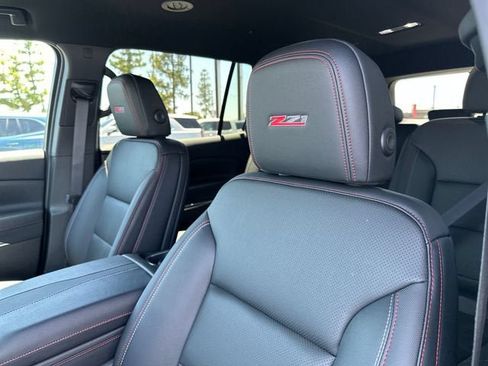 New 2026 Chevrolet Traverse Z71 w/ Enhanced Driving Package AWD/4WD image 12