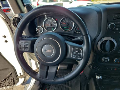 Used 2014 Jeep Wrangler Unlimited Sport w/ Quick Order Package 24S image 27