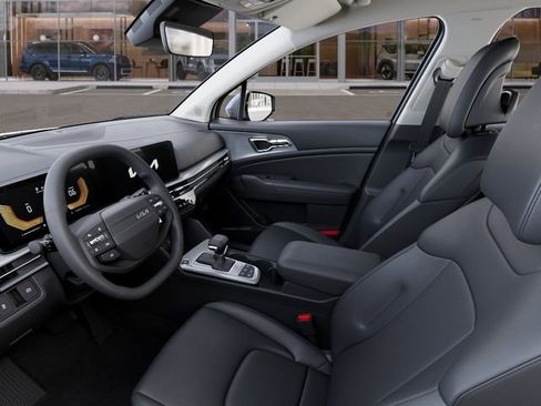 New 2026 Kia Sportage EX FWD image 17