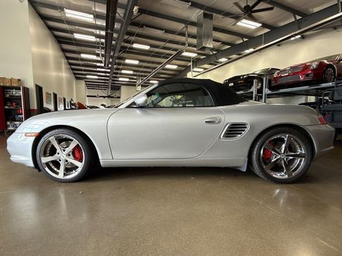 Used 2004 Porsche Boxster S image 8
