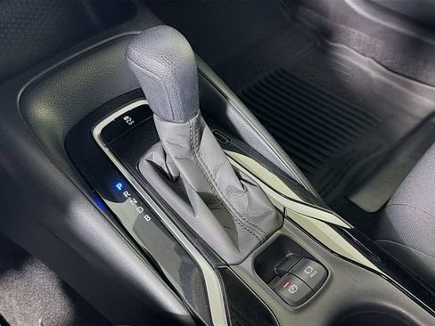 Used 2021 Toyota Corolla LE FWD image 23