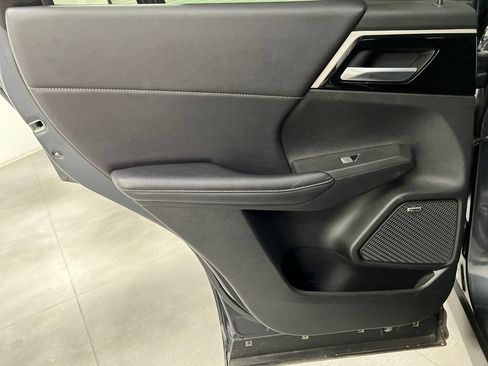 Used 2025 Mitsubishi Outlander SE AWD/4WD image 20