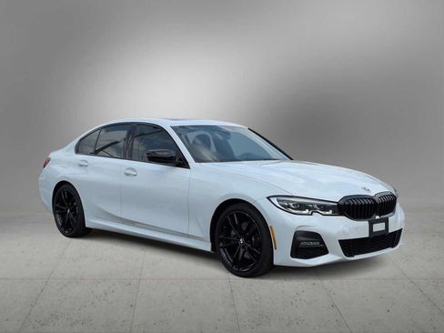 Used 2021 BMW 330i xDrive Sedan w/ M Sport Package AWD/4WD image 2