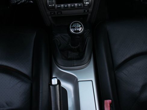 Used 2005 Porsche 911 Carrera image 31