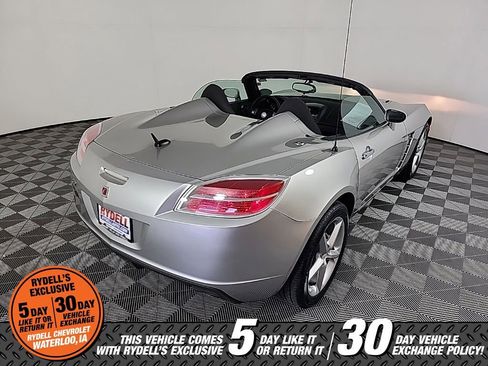 Used 2007 Saturn Sky image 18