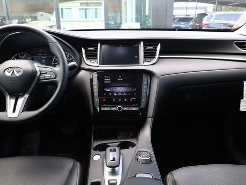 Certified 2025 INFINITI QX50 Luxe image 27