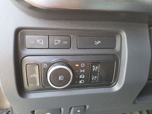 Used 2023 Ford F350 Lariat w/ Lariat Ultimate Package image 16