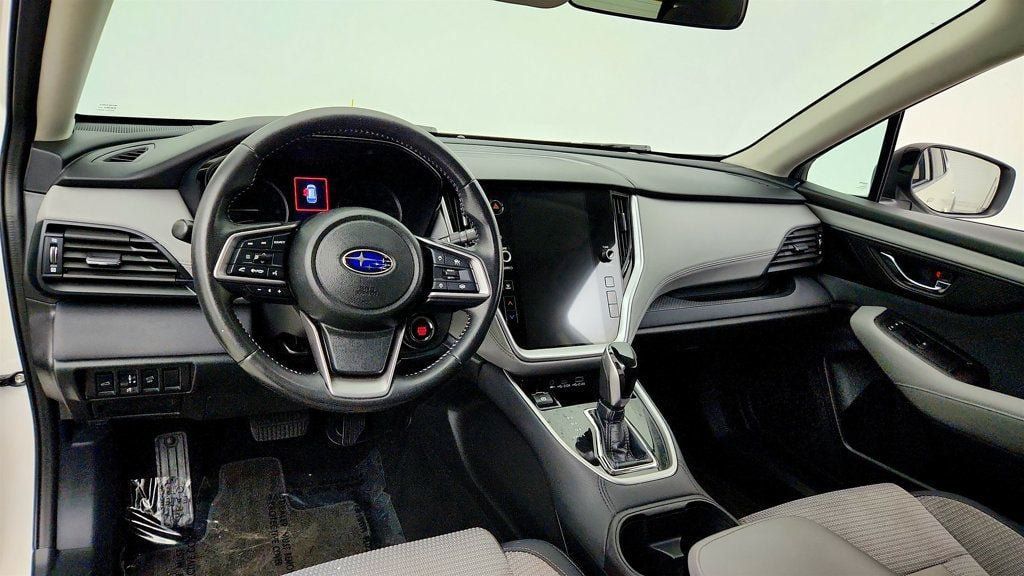 Used 2023 Subaru Outback Premium AWD/4WD image 12