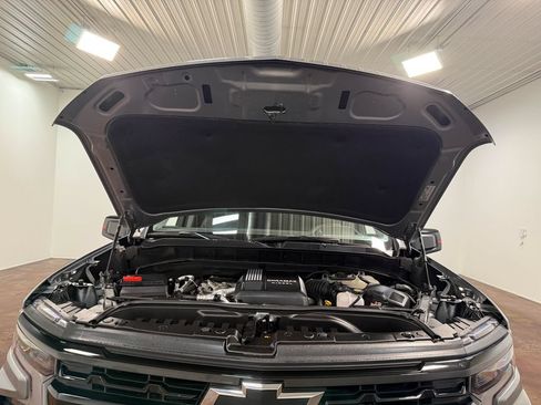 Used 2025 Chevrolet Silverado 1500 RST w/ Redline Edition AWD/4WD image 19