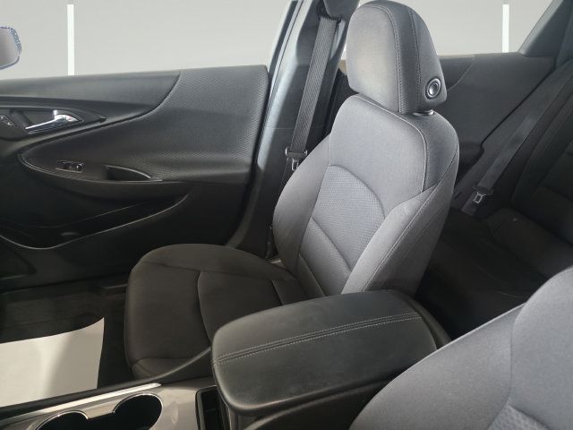 Used 2019 Chevrolet Malibu LT w/ Driver Confidence Package FWD image 22