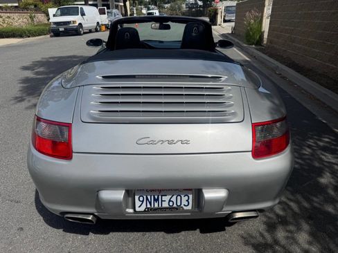 Used 2006 Porsche 911 Carrera image 9