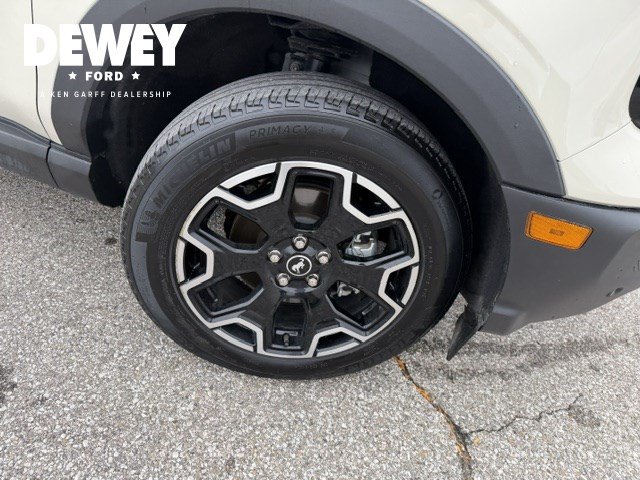 Used 2025 Ford Bronco Sport Outer Banks w/ Outer Banks Tech Package+ AWD/4WD image 38
