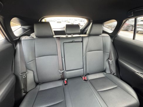 Used 2021 Toyota Venza XLE w/ Softex Package AWD/4WD image 18