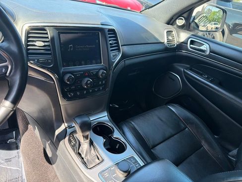 Used 2018 Jeep Grand Cherokee High Altitude AWD/4WD image 18