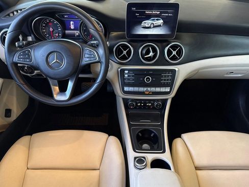 Used 2018 Mercedes-Benz GLA 250 4MATIC image 26