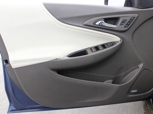 Used 2024 Chevrolet Malibu LT image 17