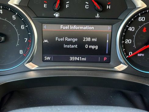 Certified 2023 Chevrolet Traverse LT image 19