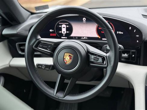 Used 2022 Porsche Taycan 4S image 25