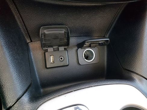 Used 2017 Chevrolet Cruze LS image 17