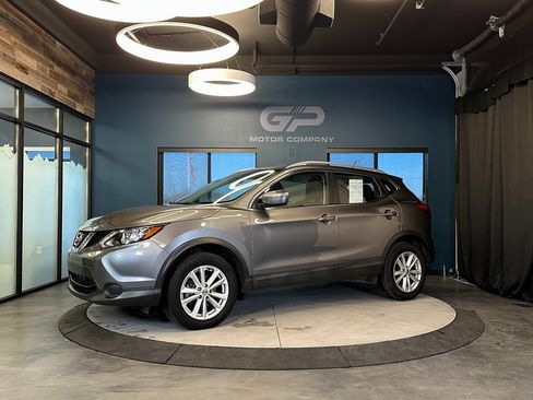 Used 2017 Nissan Rogue Sport SV image 7
