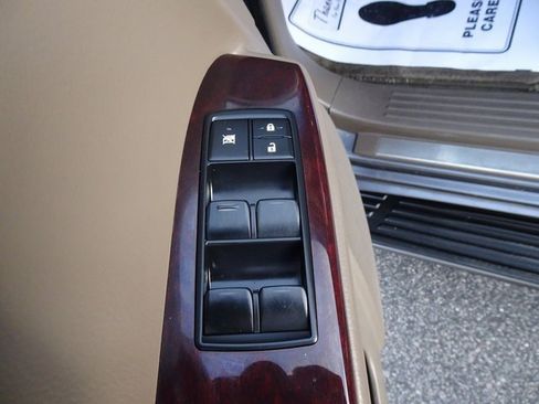 Used 2015 Lexus GX 460 Luxury image 12