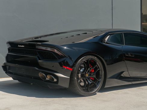 Used 2019 Lamborghini Huracan LP 580-2 image 33