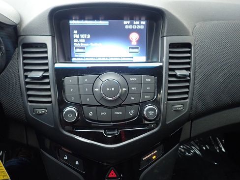 Used 2013 Chevrolet Cruze LT w/ RS Package image 5