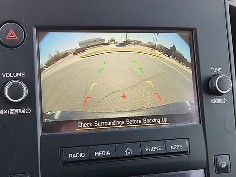 Certified 2025 Subaru Crosstrek 2.0i image 18