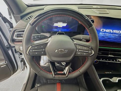 New 2026 Chevrolet Traverse RS AWD/4WD image 13