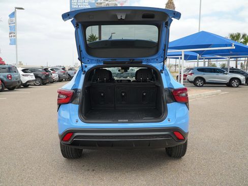 Used 2024 Chevrolet Trax RS w/ Driver Confidence Package image 7