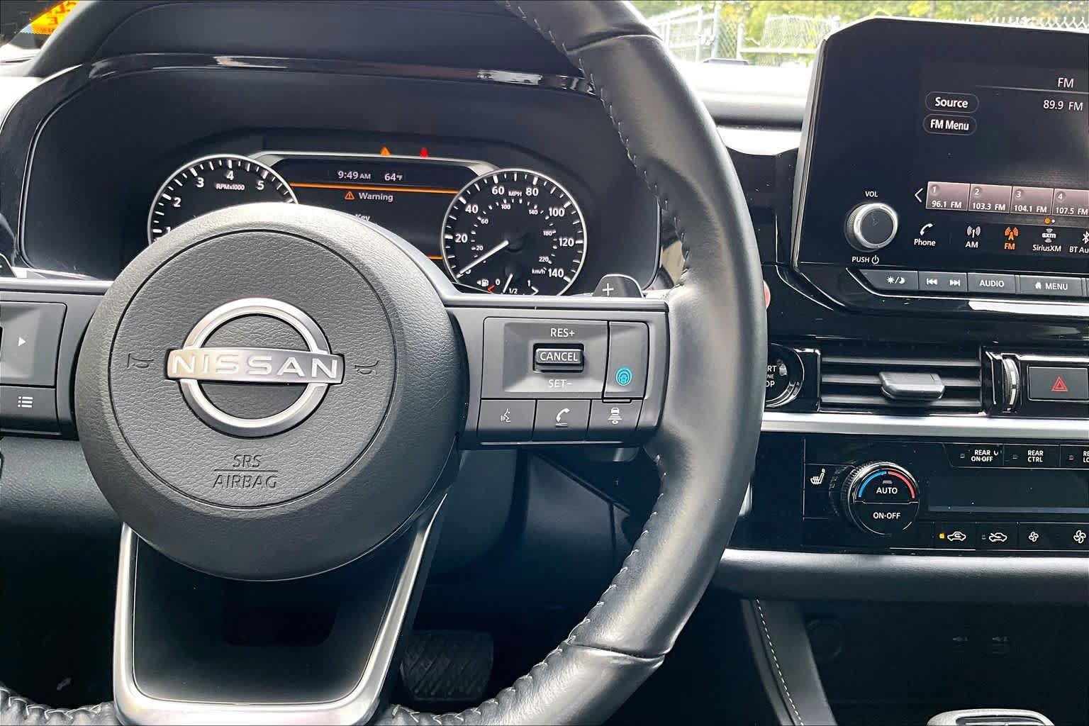 Used 2025 Nissan Pathfinder SV AWD/4WD image 25