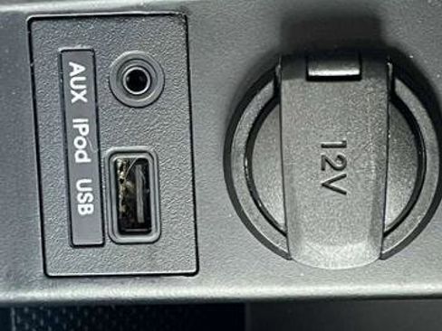 Used 2011 Hyundai Elantra GLS image 33