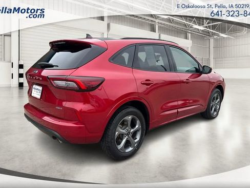 Used 2024 Ford Escape ST-Line Select w/ Tech Pack #1 AWD/4WD image 3
