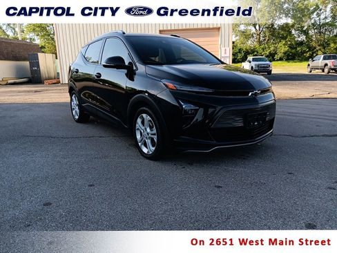 Used 2023 Chevrolet Bolt EUV LT FWD image 1