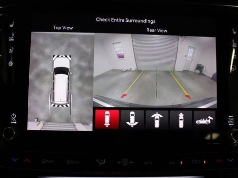 Used 2023 Jeep Grand Wagoneer L Series II image 52