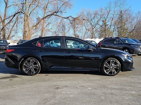 Used 2025 Toyota Camry XSE image 7