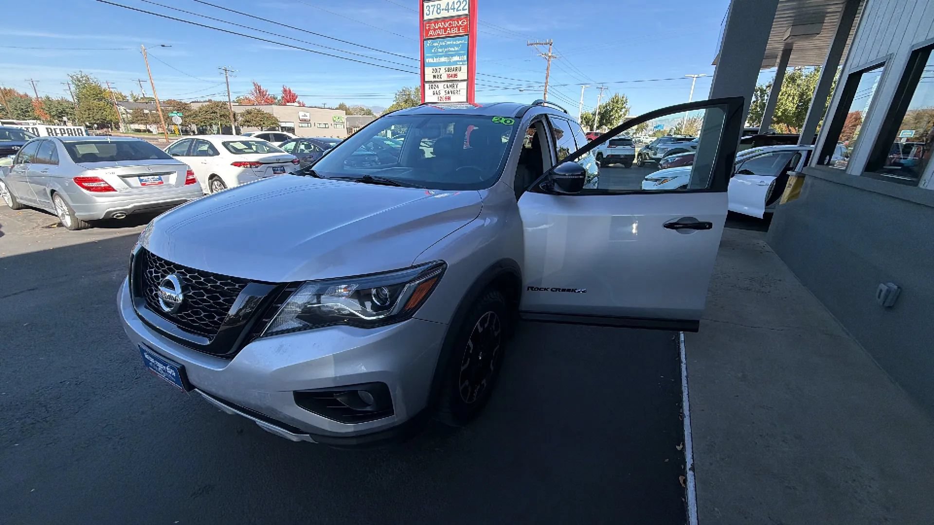 Used 2020 Nissan Pathfinder SV w/ Rock Creek Edition AWD/4WD image 13